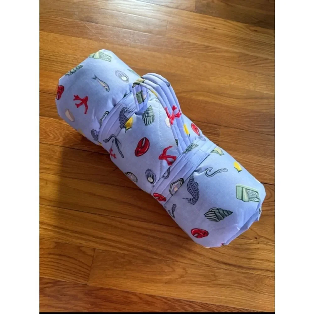 New Urban Outfitters BAGGU Sea Charms Puffy Picnic Blanket